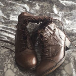 steve madden lace up boots